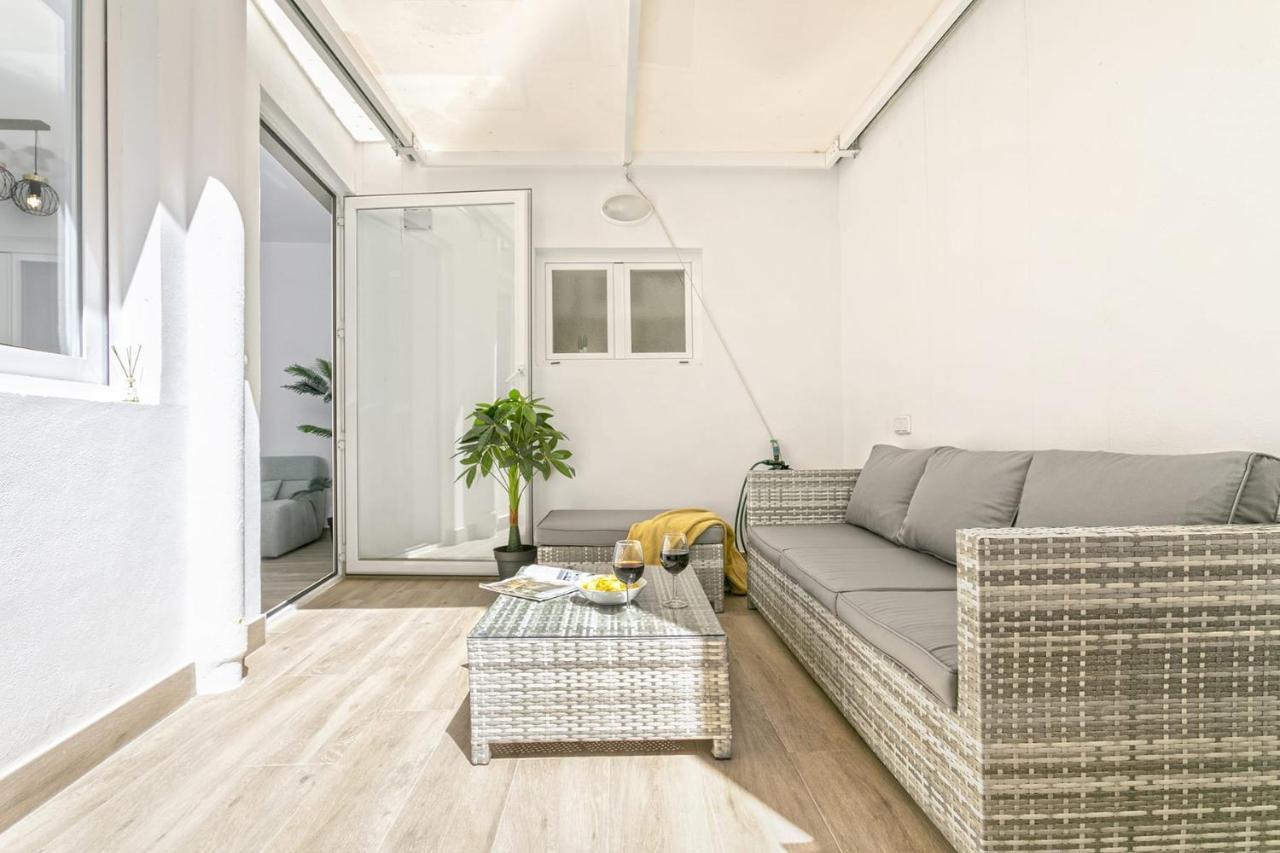 Precioso Apartamento Con Patio Málaga Buitenkant foto