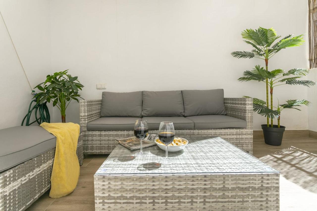 Precioso Apartamento Con Patio Málaga Buitenkant foto
