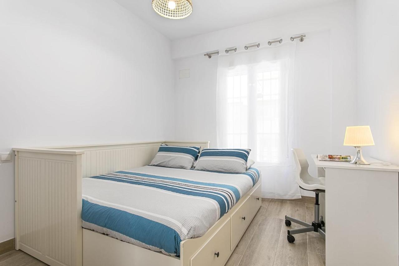 Precioso Apartamento Con Patio Málaga Buitenkant foto
