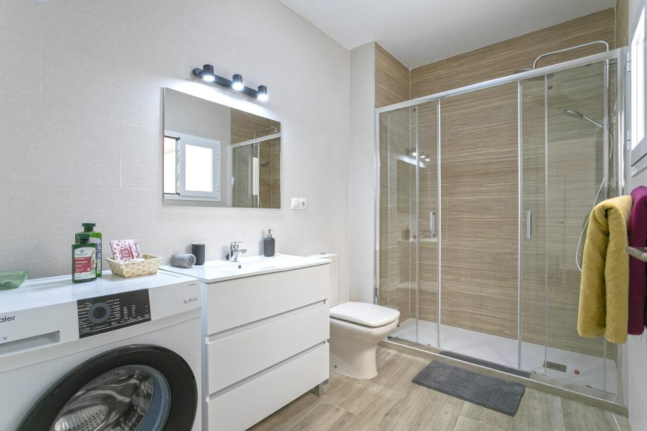 Precioso Apartamento Con Patio Málaga Buitenkant foto